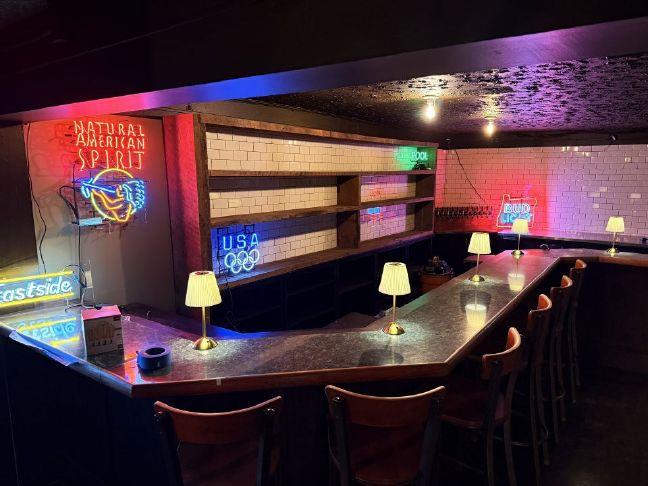 Kind of a big dill : The Pickleback Tavern is Portland new neighborhood bar