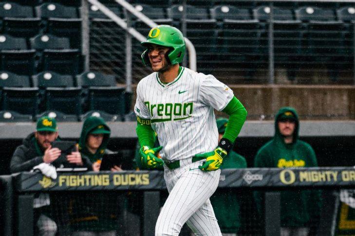 Oregon baseball’s Angel Laya named Freshman of the Week twice